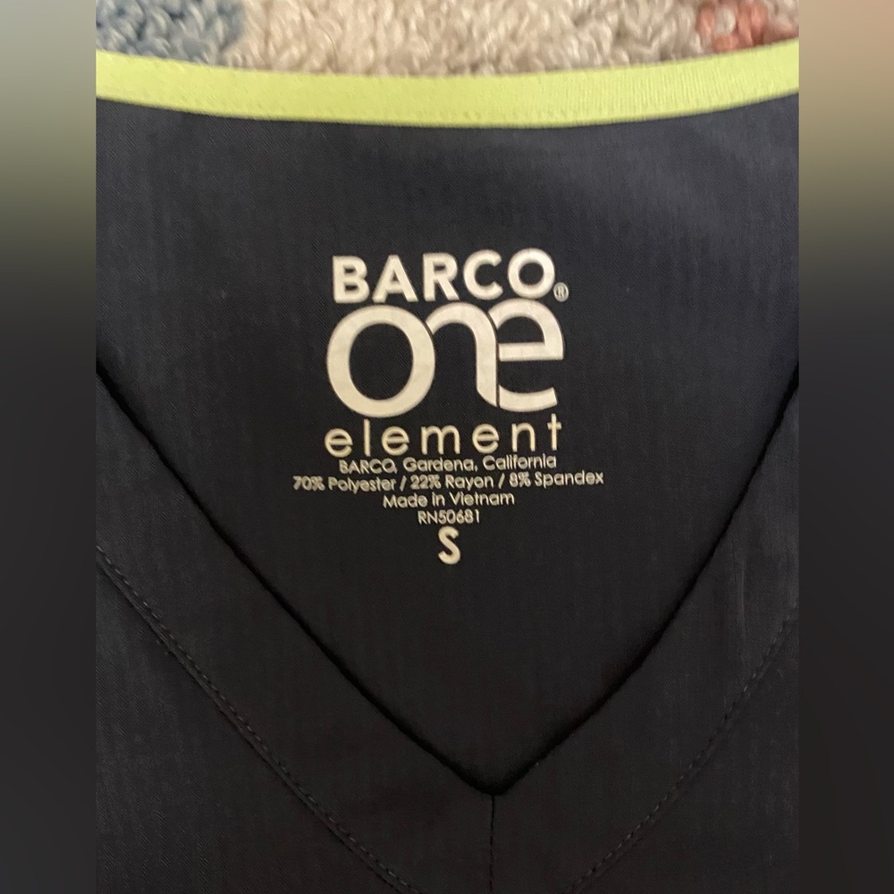 Barco One Element Scrub Top - Picture 3 of 4
